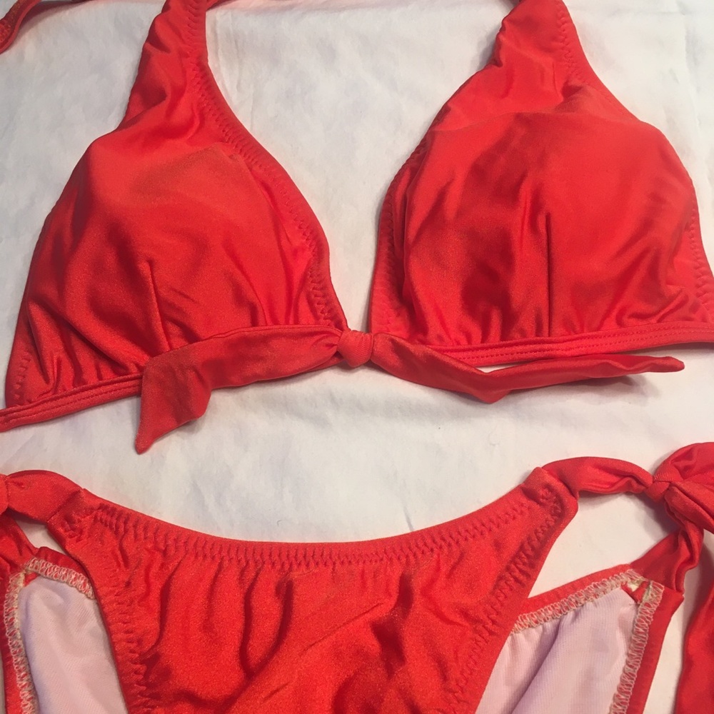 Bikini - Picture 5 of 7